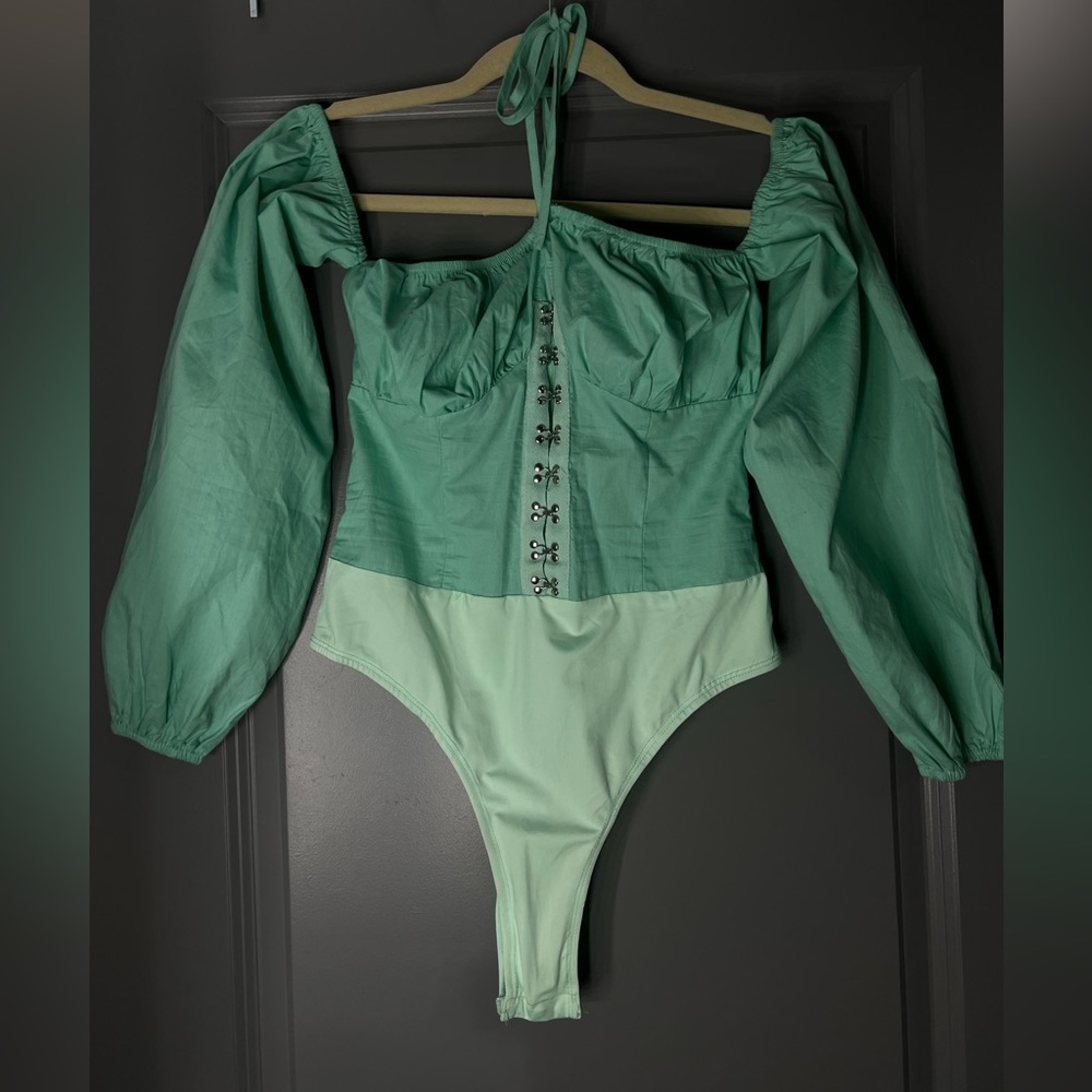 Pretty little thing teal bodysuit